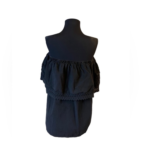 Embroidered Flowers Off The Shoulder Traditional Blouse - Picture 7 of 16